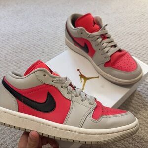 Nike Air Jordan 1 Low (limited Edition)